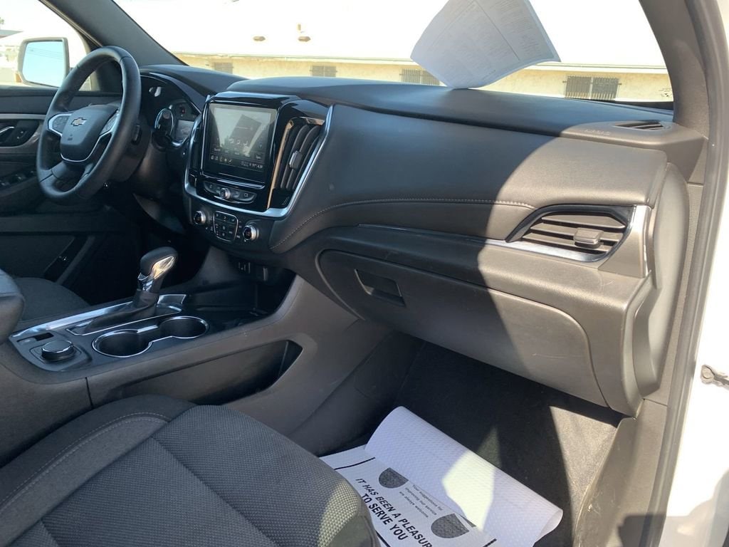 2023 Chevrolet Traverse 1LT - Photo 28