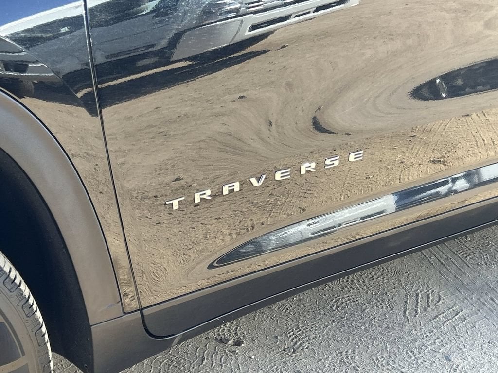2025 Chevrolet Traverse LT - Photo 29