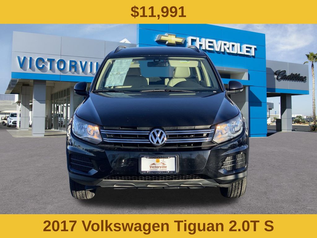 Used 2017 Volkswagen Tiguan Limited Base with VIN WVGAV7AX1HW502692 for sale in Victorville, CA