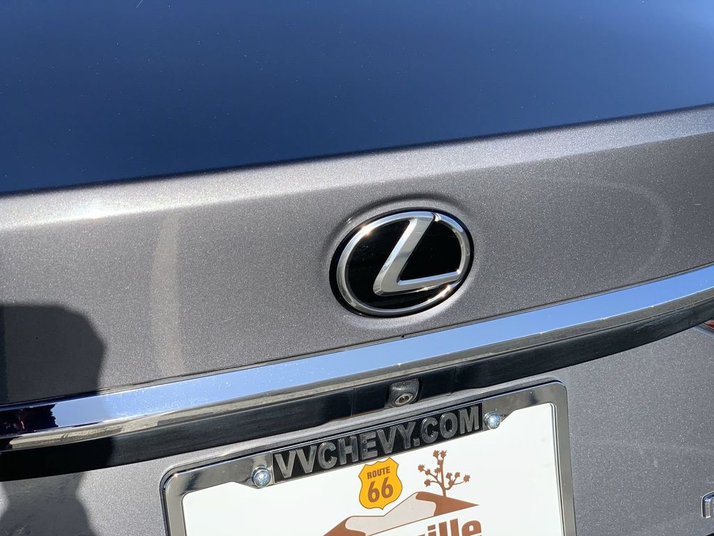 2019 Lexus ES 350 - Photo 31