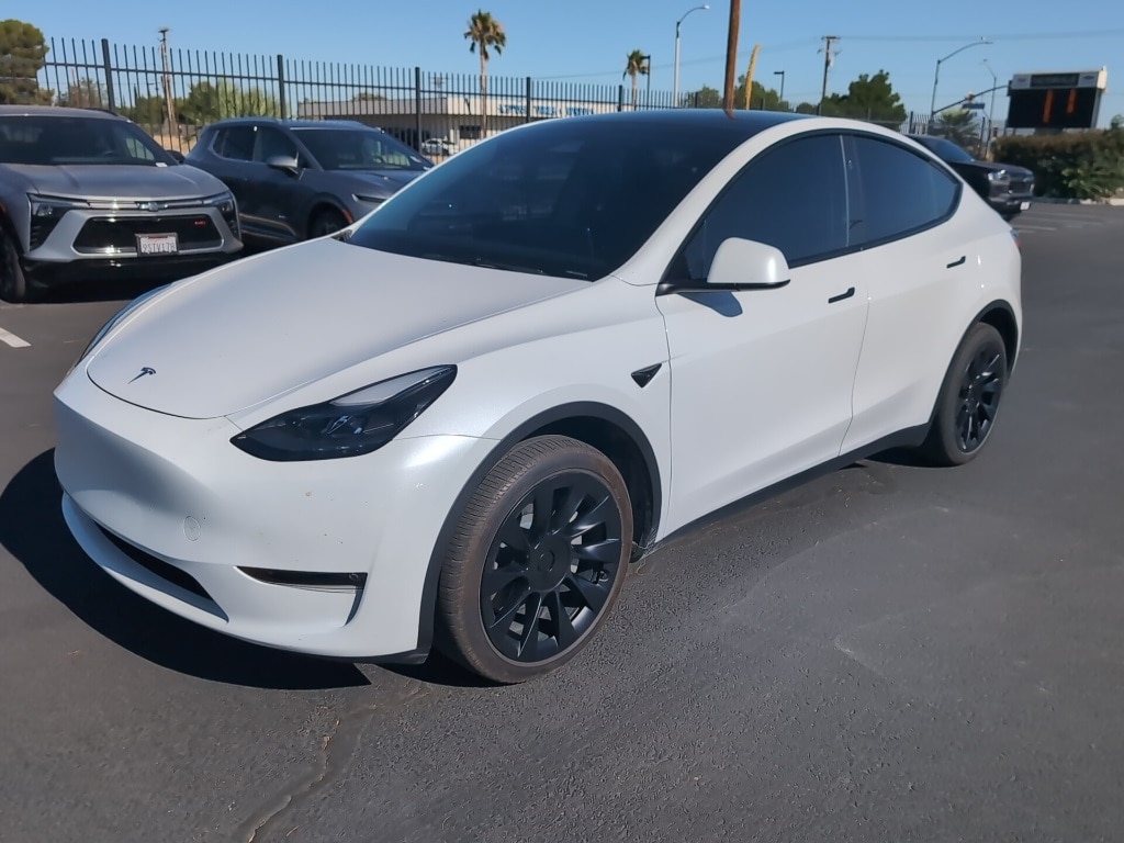 Used 2023 Tesla Model Y Long Range with VIN 7SAYGDEEXPF847858 for sale in Northfield, Minnesota