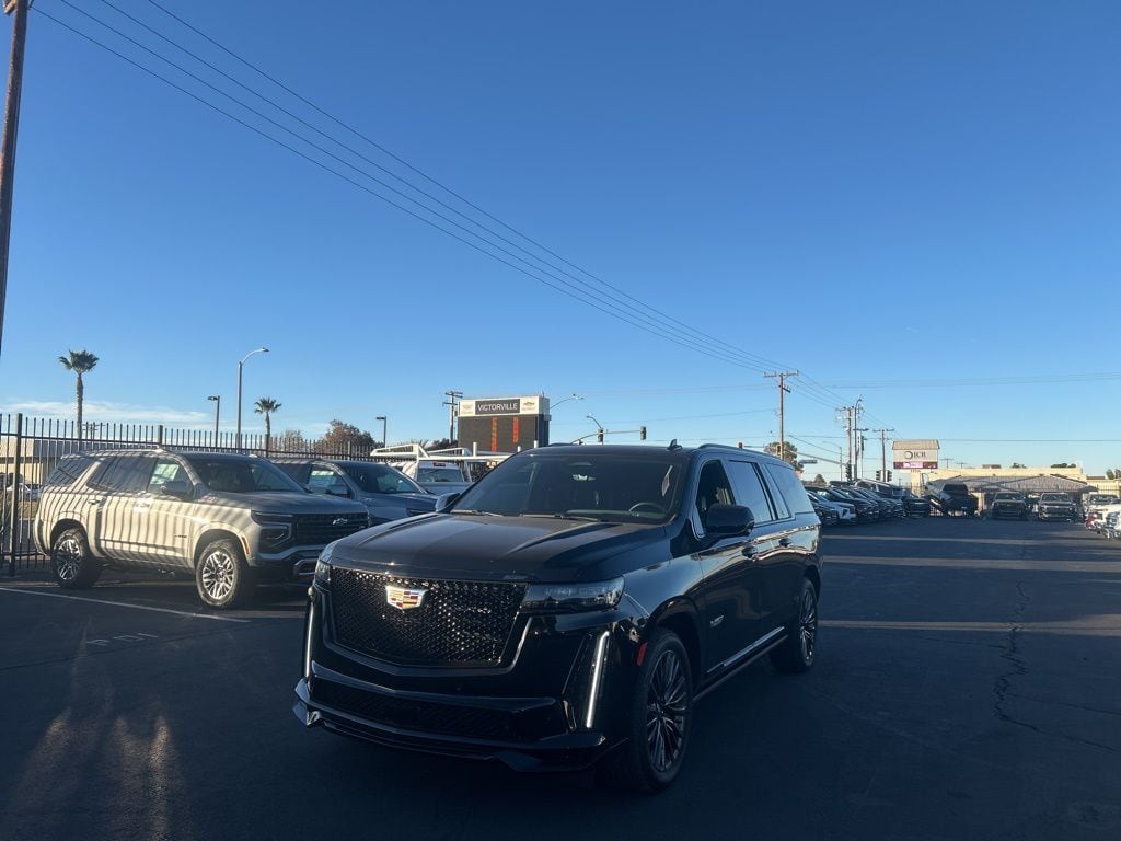 2024 Cadillac Escalade ESV V-Series's photo