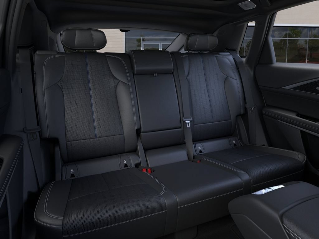 2026 Cadillac LYRIQ Signature Sport - Photo 17