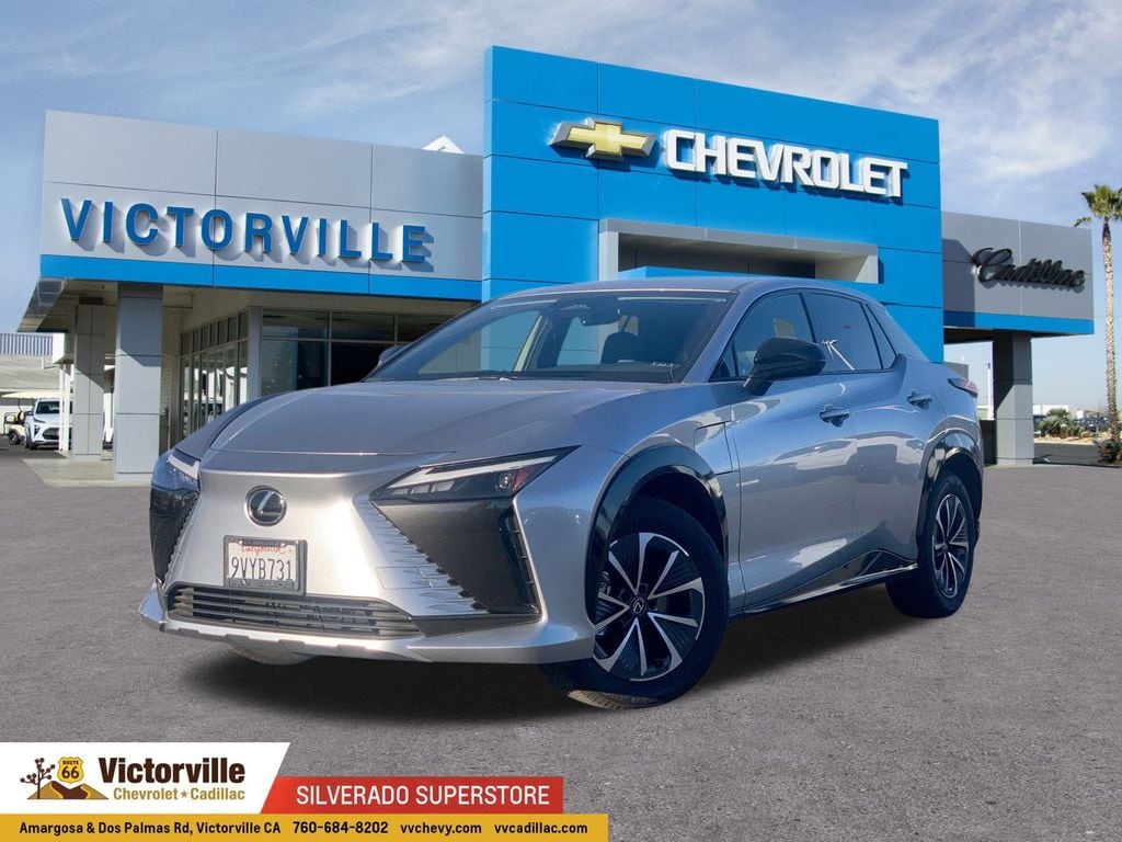 2025 Lexus RZ Premium's photo