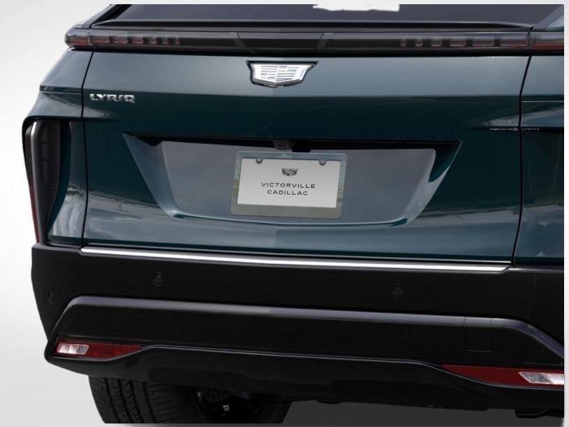 2027 Cadillac LYRIQ Luxury - Photo 14
