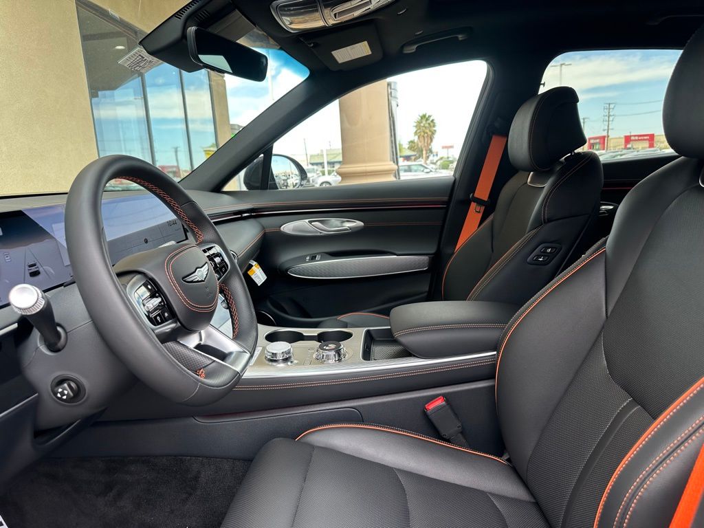 2026 GENESIS GV70 Sport Prestige - Photo 15