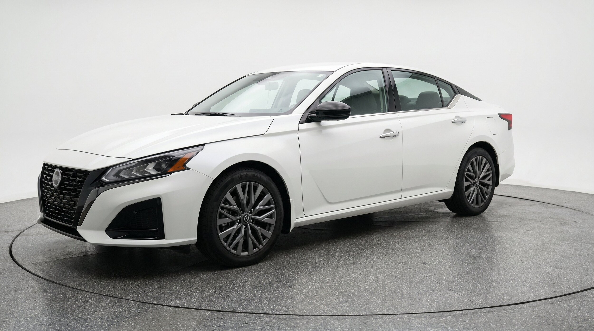 Thumbnail: 2025 Nissan Altima - 3