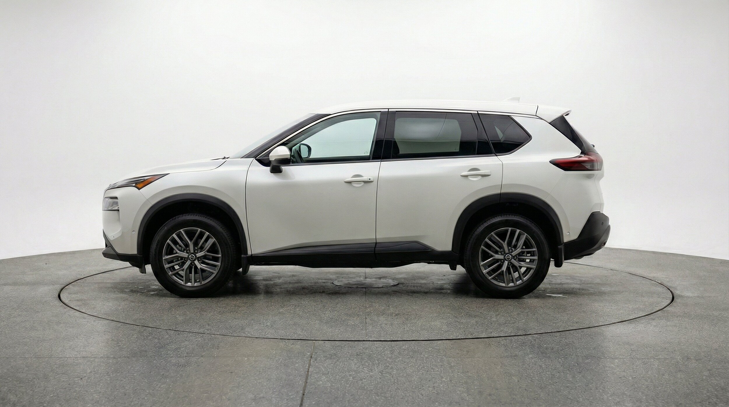 Thumbnail: 2026 Nissan Rogue - 5