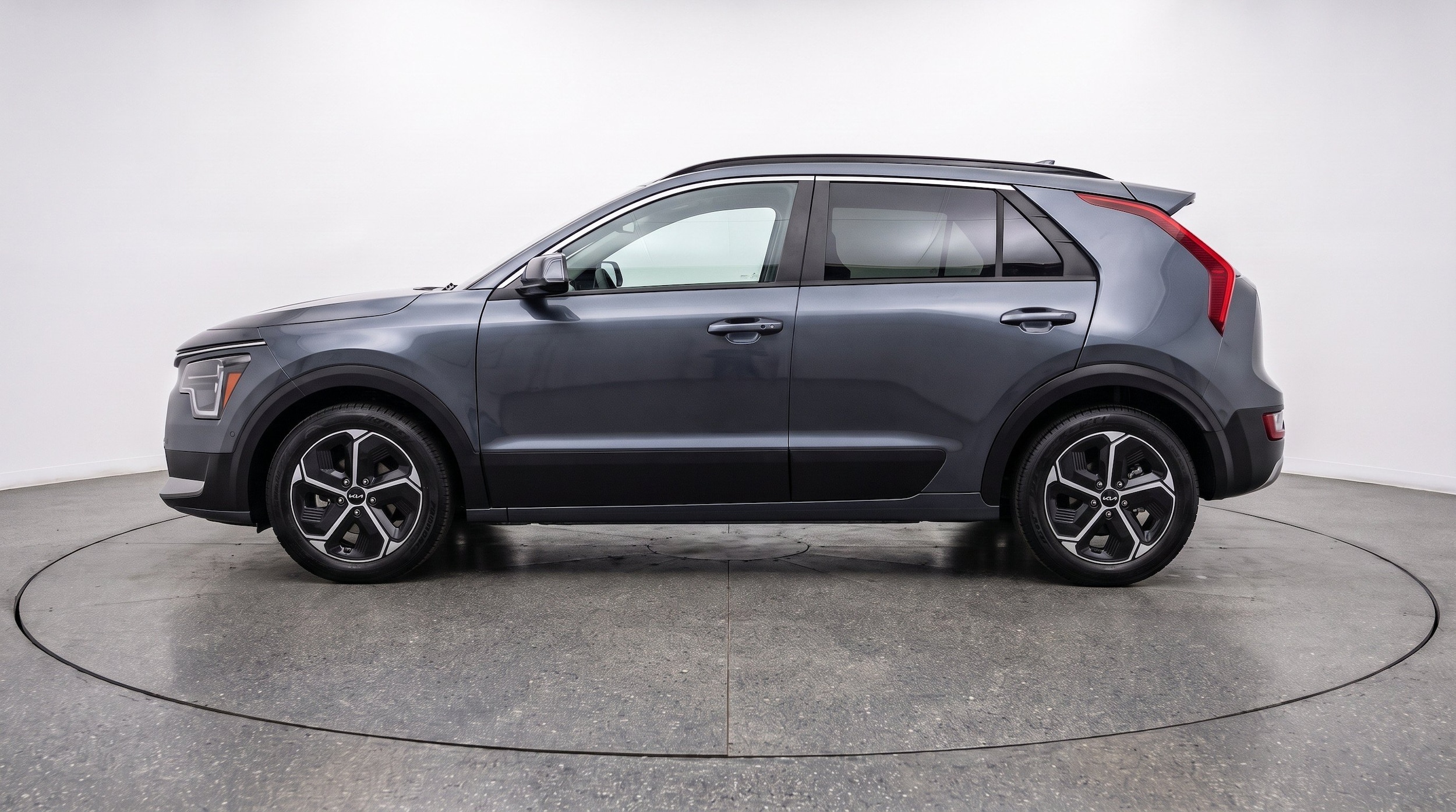 Thumbnail: 2026 Kia Niro - 5