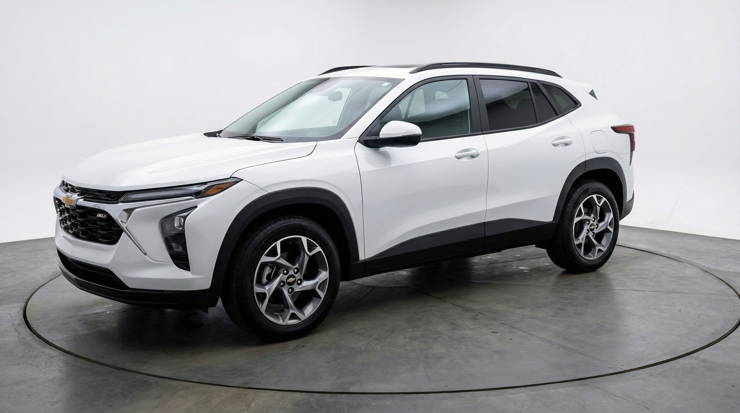 Thumbnail: 2025 Chevrolet Trax - 3