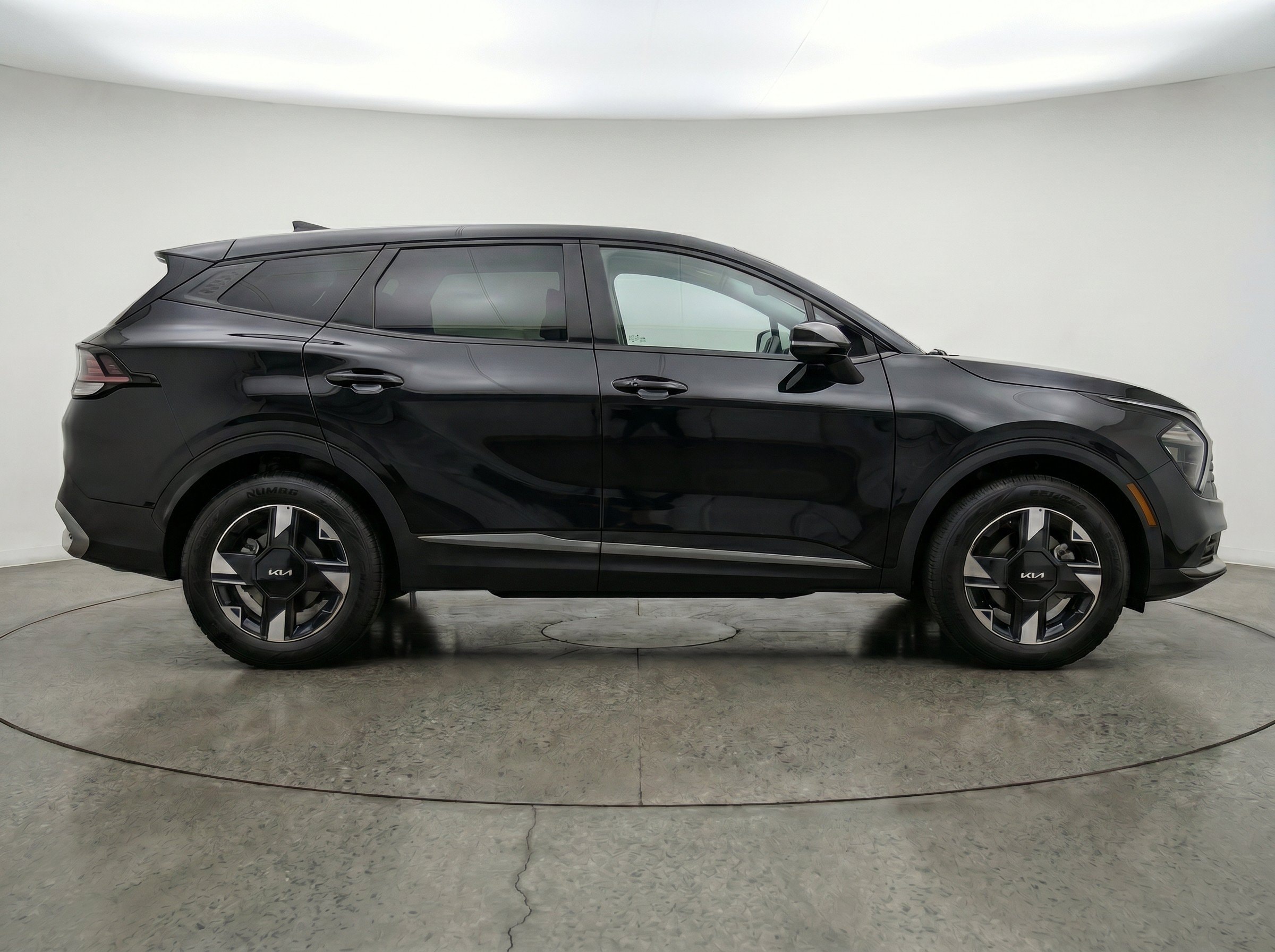 Thumbnail: 2026 Kia Sportage - 9