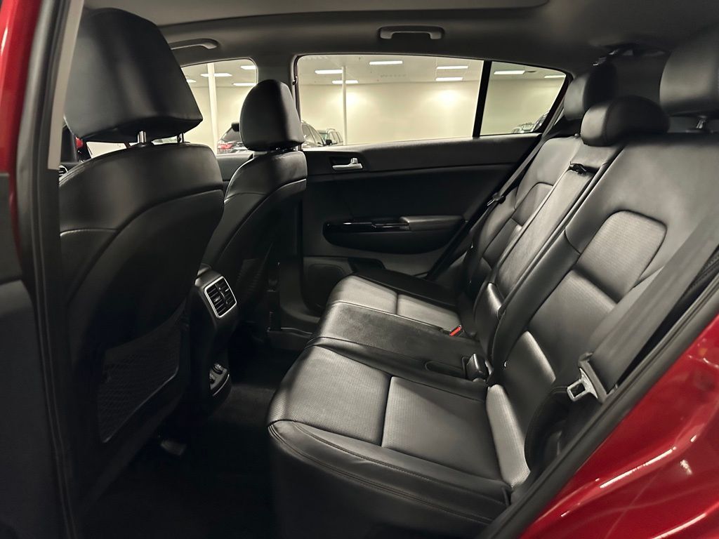 2022 Kia Sportage EX - Photo 26