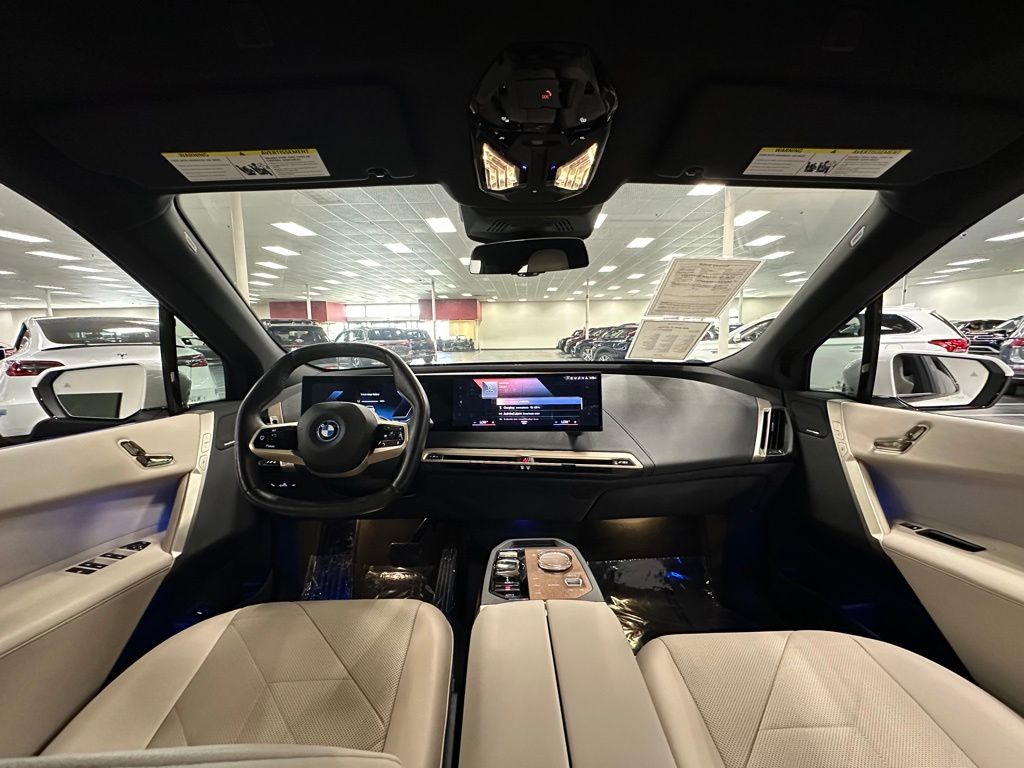 2023 BMW iX Base - Photo 26