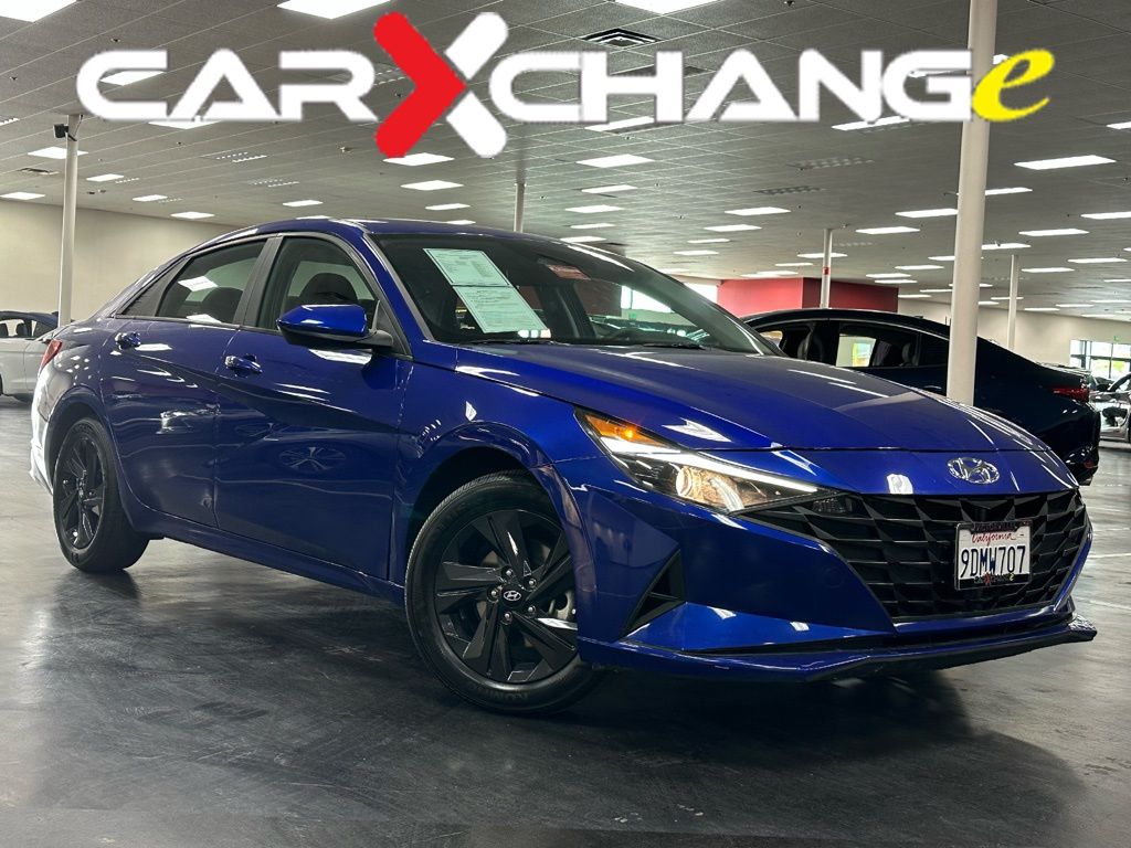 2023 Hyundai Elantra Blue