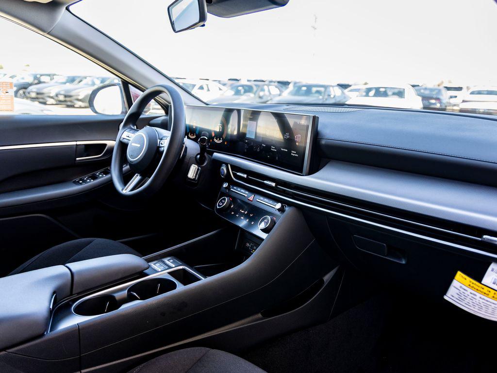 2025 Hyundai Sonata SEL - Photo 27
