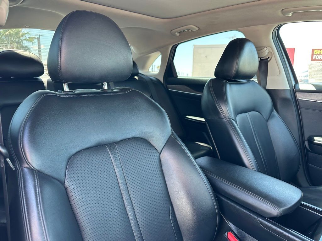 2021 Kia K5 EX - Photo 30