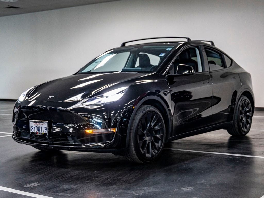 Used 2021 Tesla Model Y Long Range with VIN 5YJYGDEE9MF287016 for sale in Victorville, CA