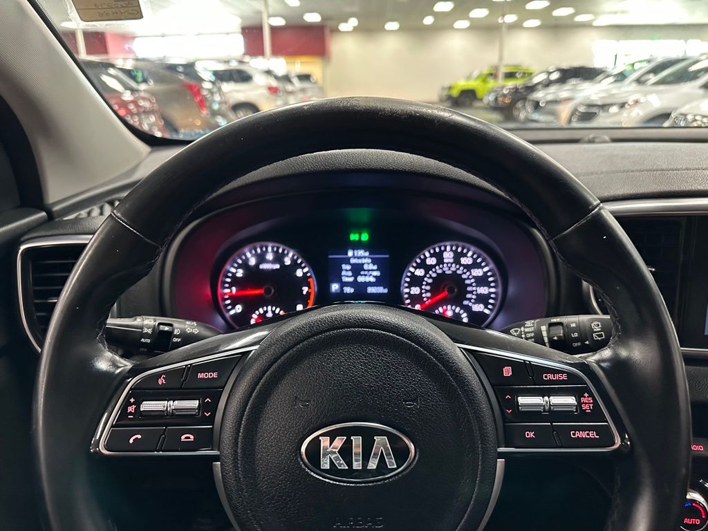 2022 Kia Sportage EX - Photo 17