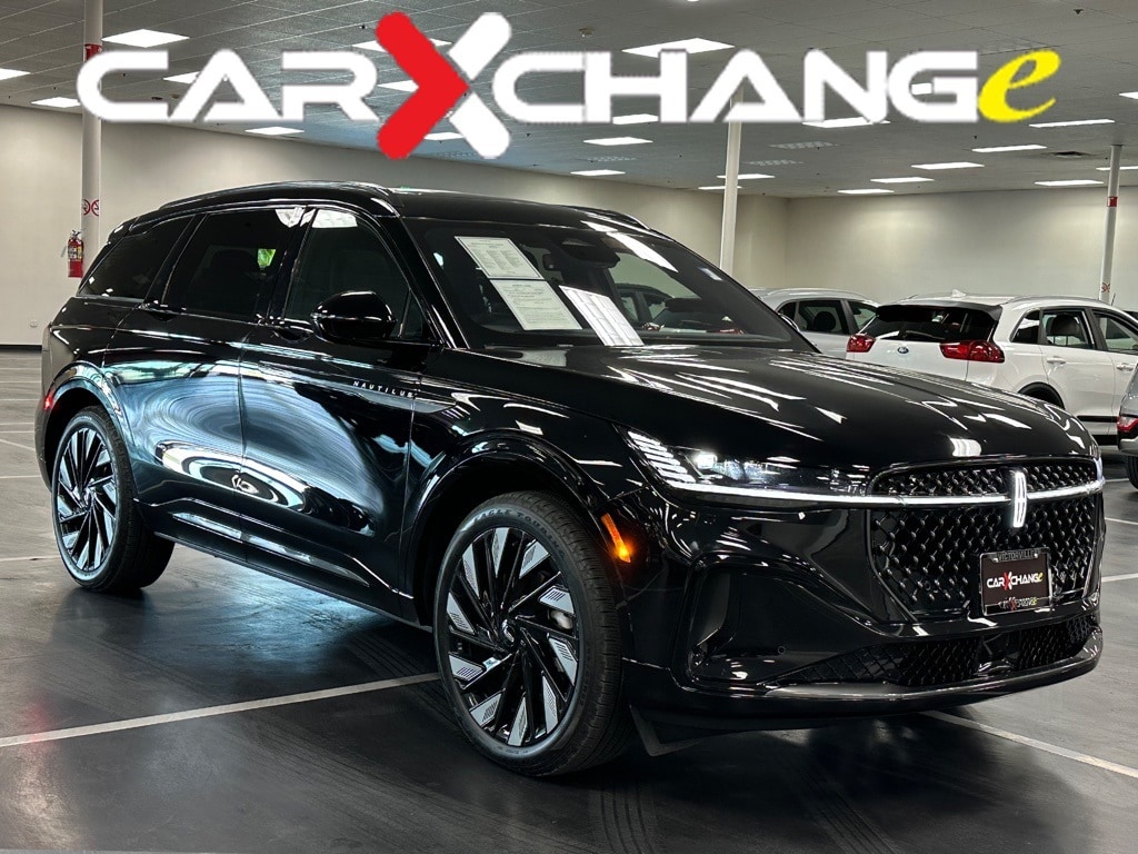 2025 Lincoln Nautilus Reserve's photo