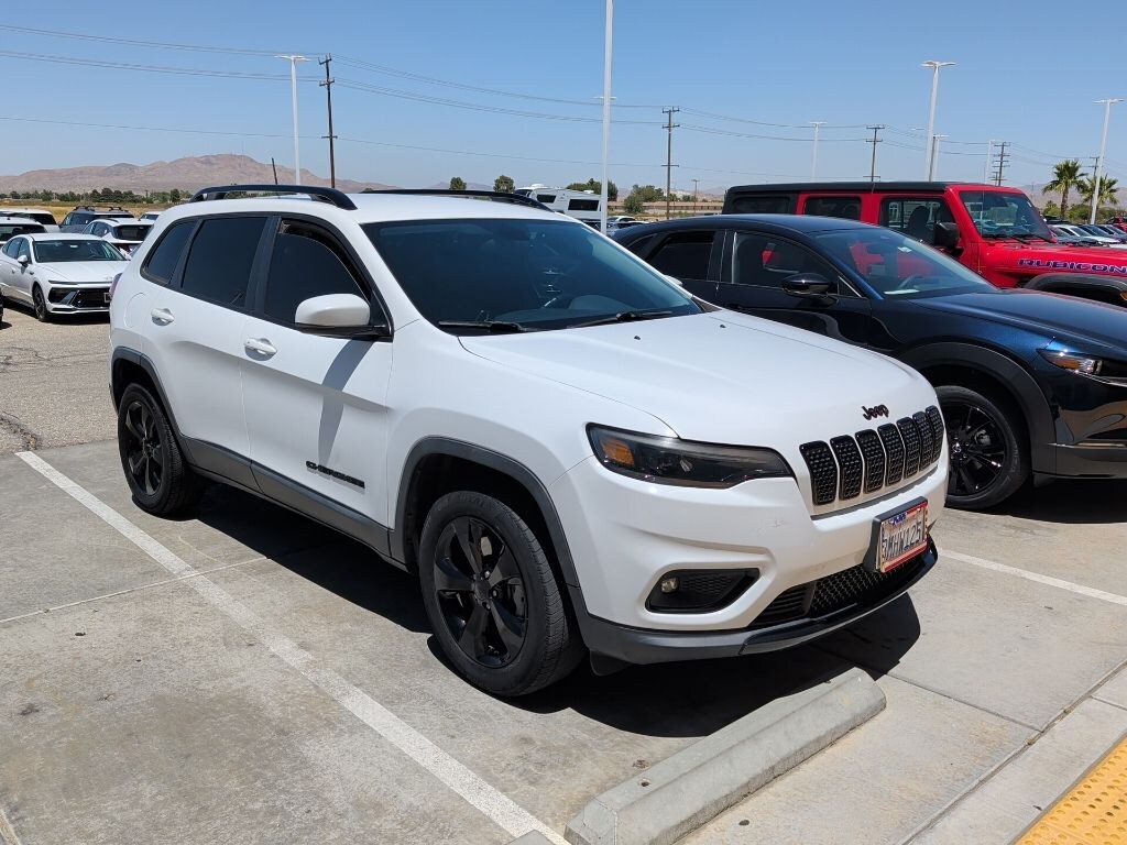 Used 2019 Jeep Cherokee Altitude SUV