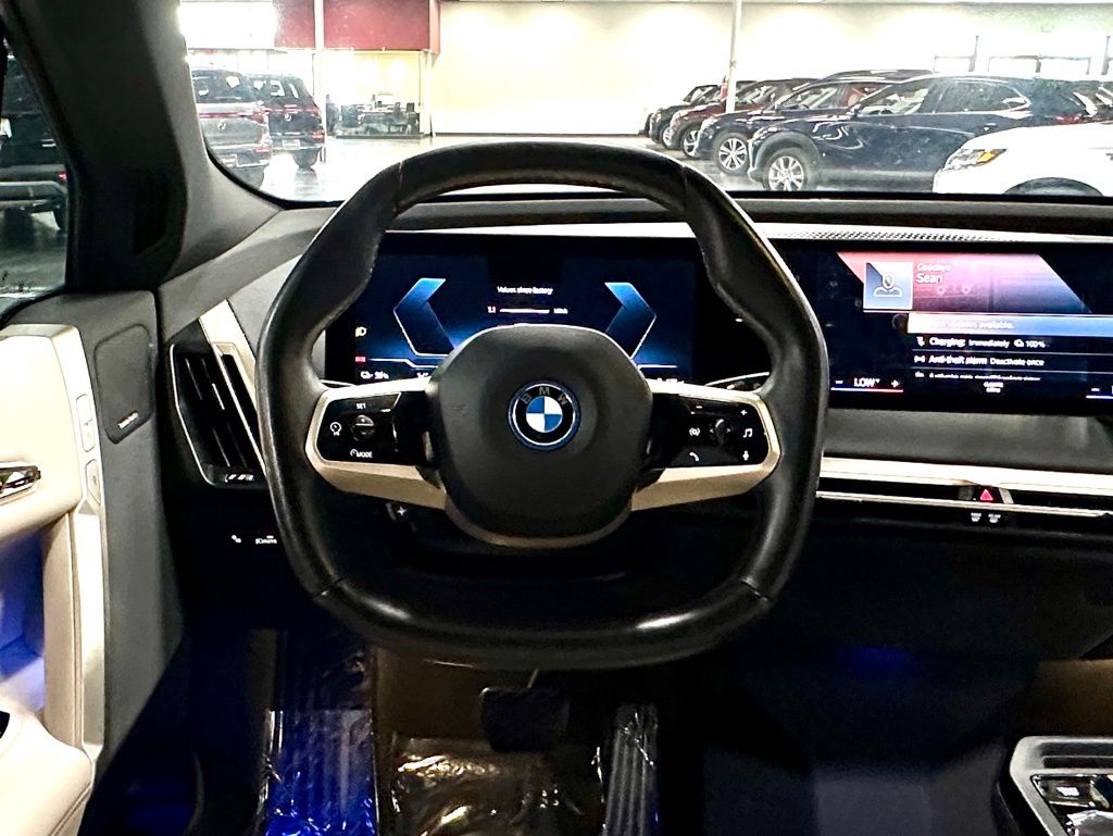 2023 BMW iX Base - Photo 25