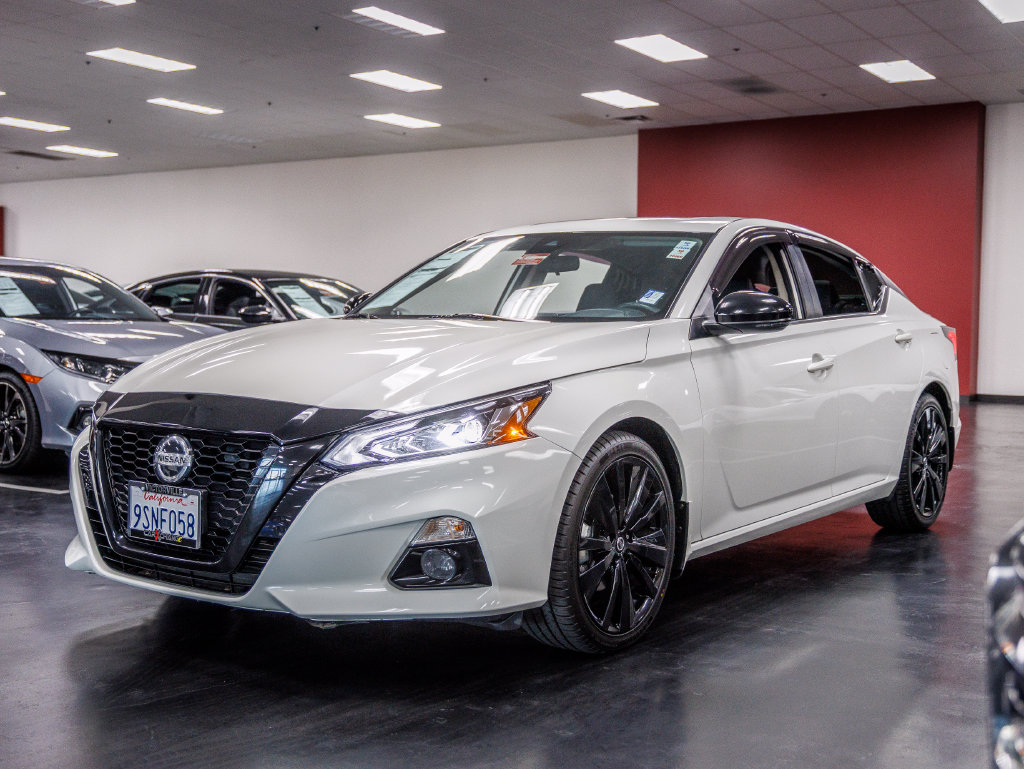 Used 2022 Nissan Altima 2.5 SR Sedan