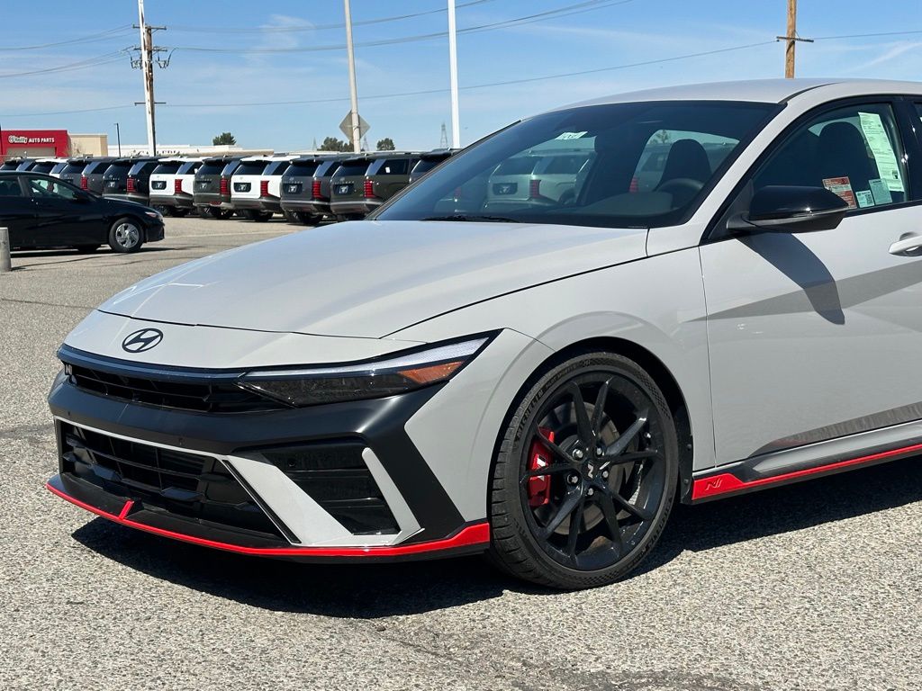 2025 Hyundai Elantra N - Photo 10