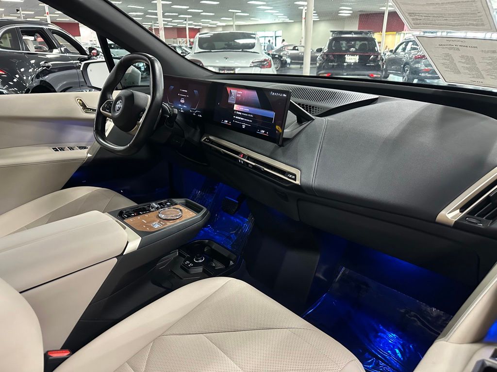 2023 BMW iX Base - Photo 34