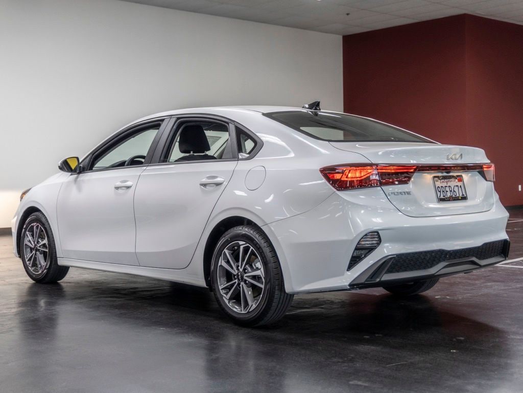Used 2022 Kia Forte LXS Sedan