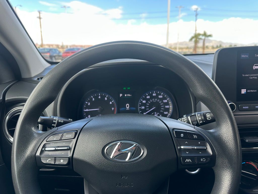 2022 Hyundai Kona SEL - Photo 16