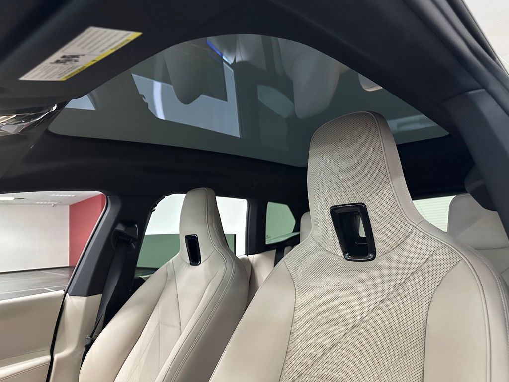 2023 BMW iX Base - Photo 19