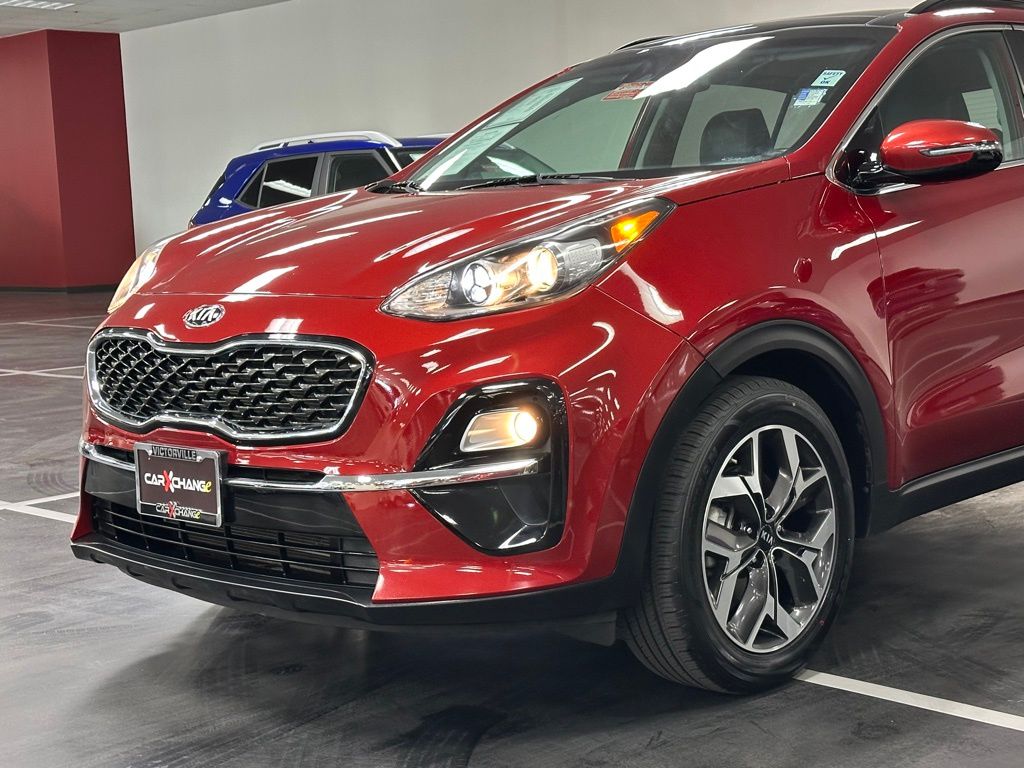 2022 Kia Sportage EX - Photo 11