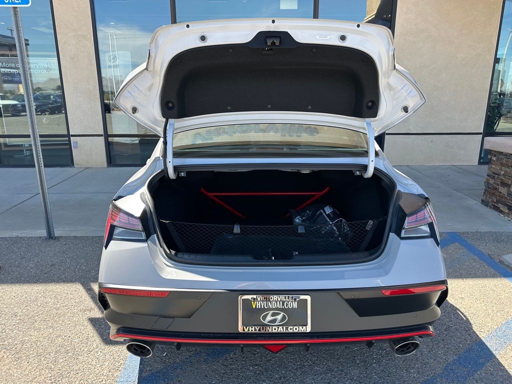 2025 Hyundai Elantra N - Photo 25