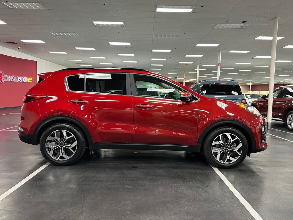 2022 Kia Sportage EX - Photo 8