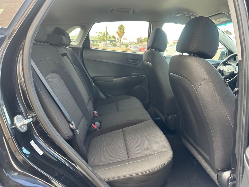 2022 Hyundai Kona SEL - Photo 25