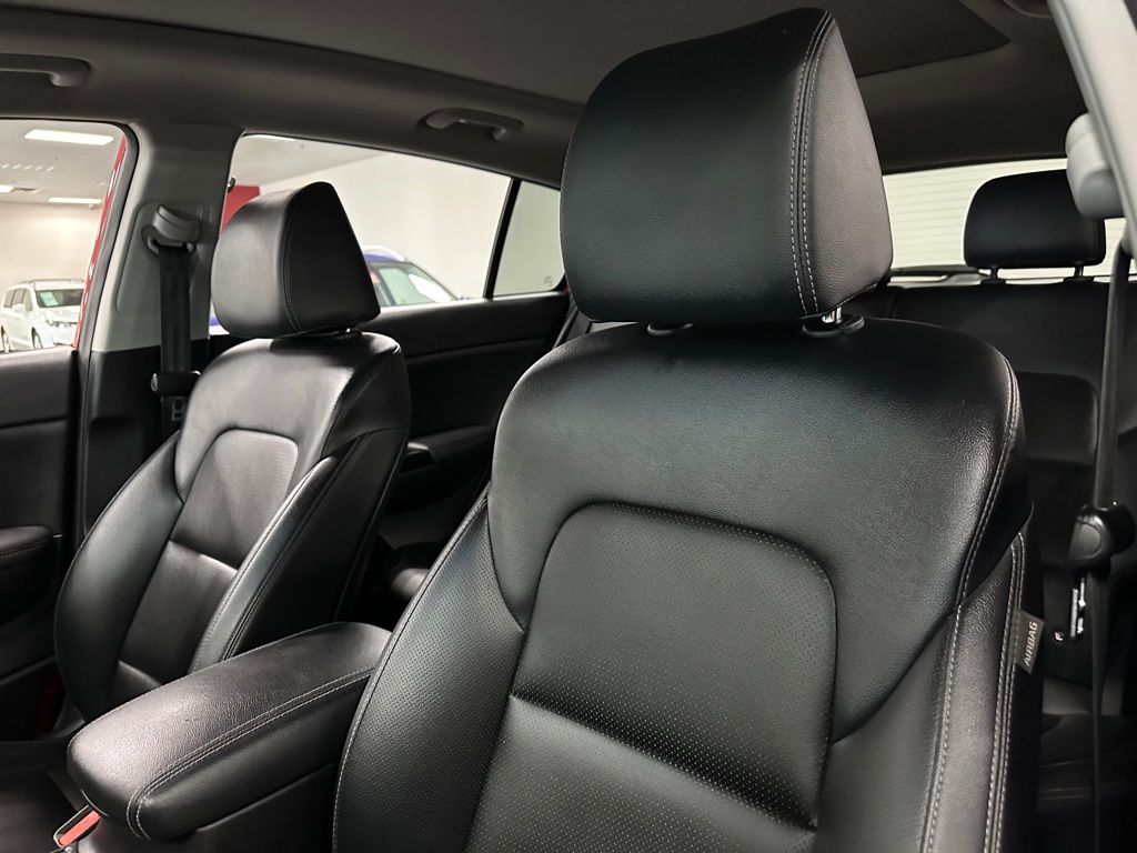 2022 Kia Sportage EX - Photo 16