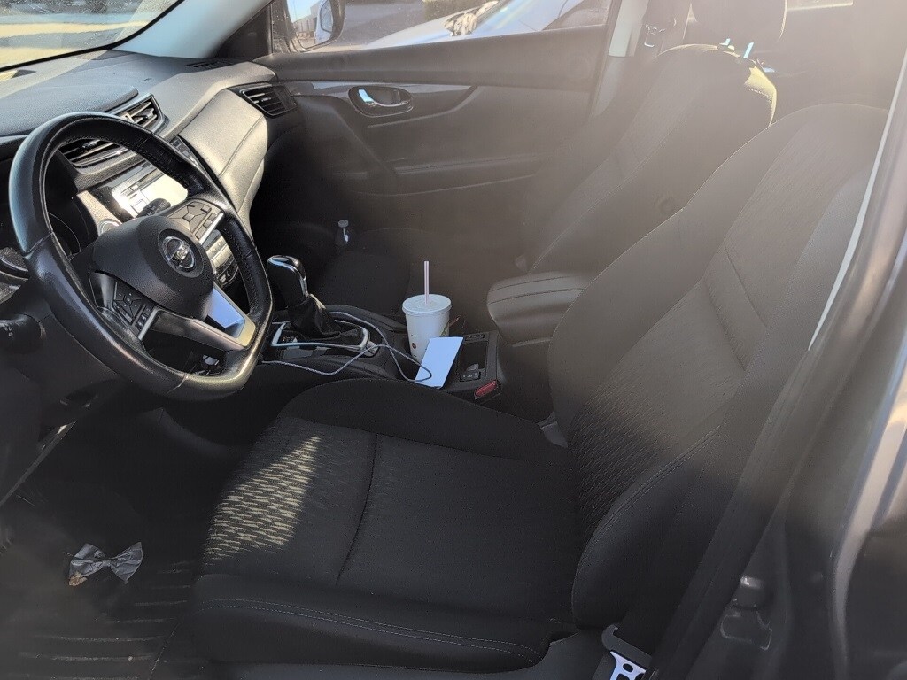 Used 2018 Nissan Rogue SV SUV