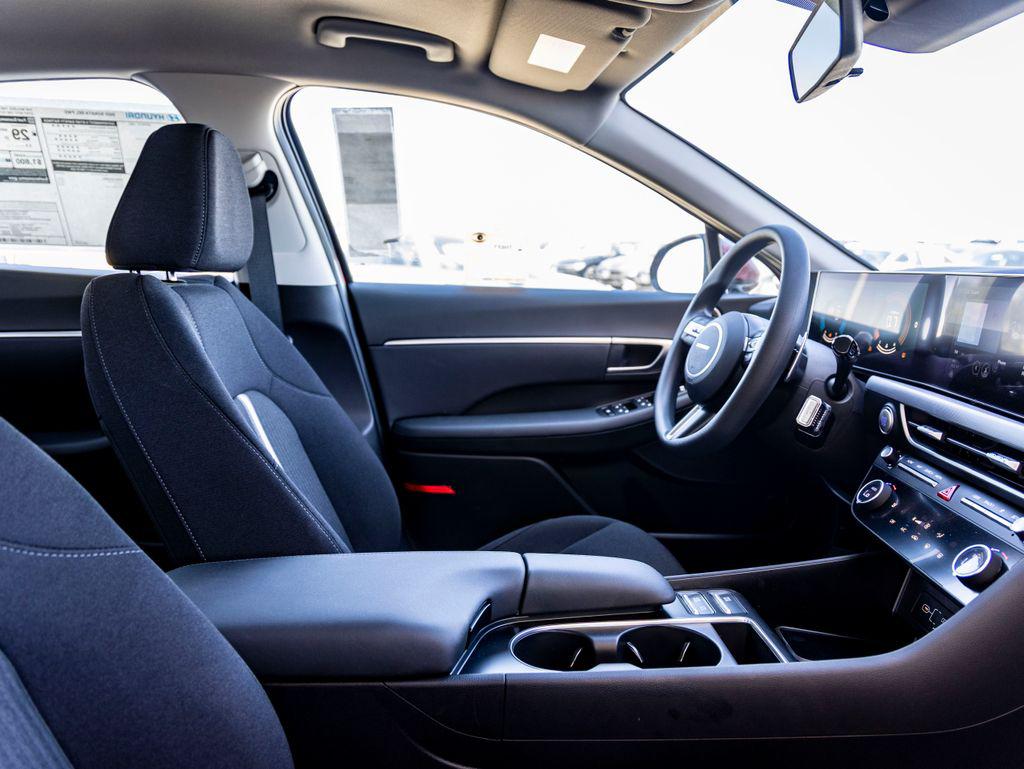 2025 Hyundai Sonata SEL - Photo 26
