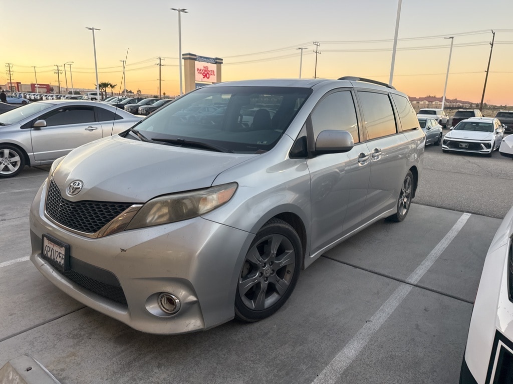 2011 Toyota Sienna SE
