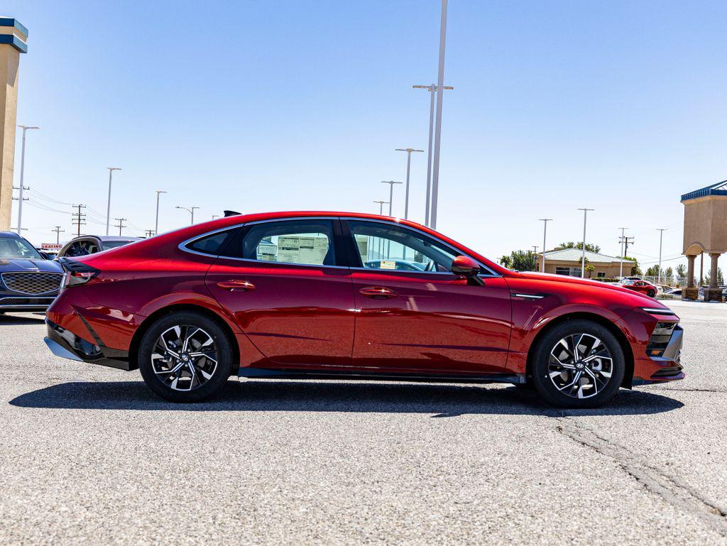 2025 Hyundai Sonata SEL - Photo 7