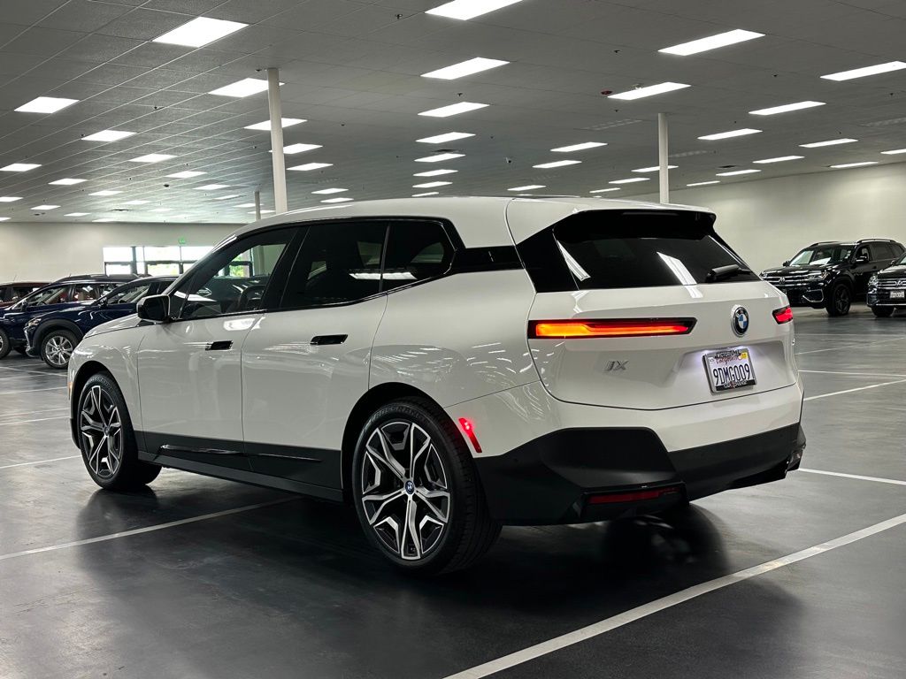 2023 BMW iX Base - Photo 5