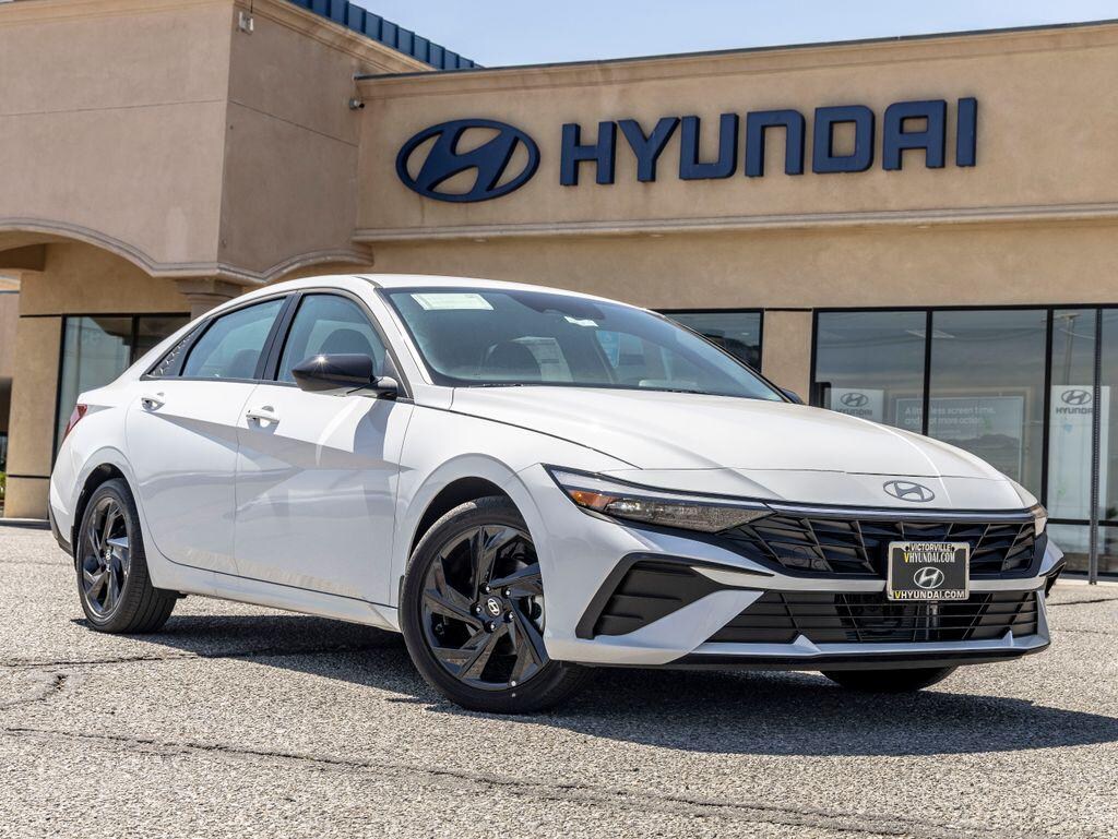 New 2026 Hyundai Elantra Hybrid SEL Sport Sedan