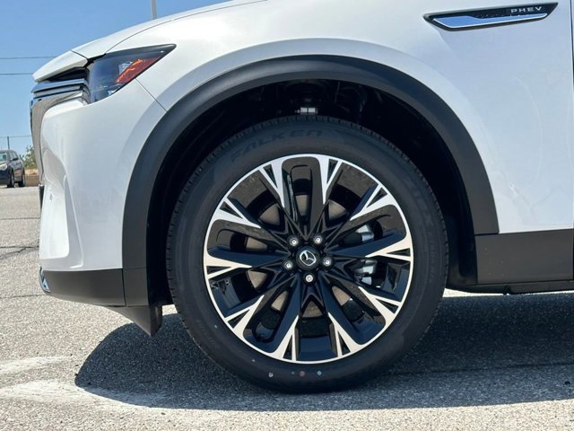 2025 Mazda CX-90 Premium Plus Package - Photo 11
