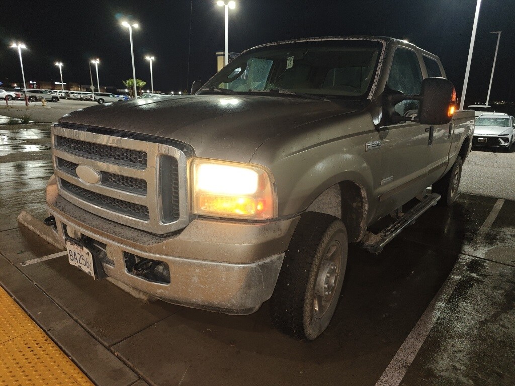 Used 2006 Ford F-250 Truck Crew Cab