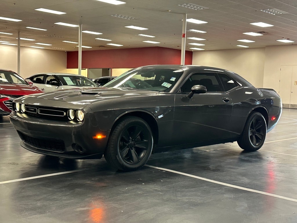 Used 2020 Dodge Challenger SXT Coupe