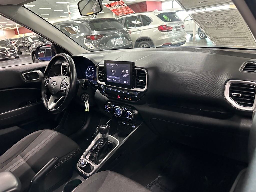 Used 2022 Hyundai Venue SEL SUV