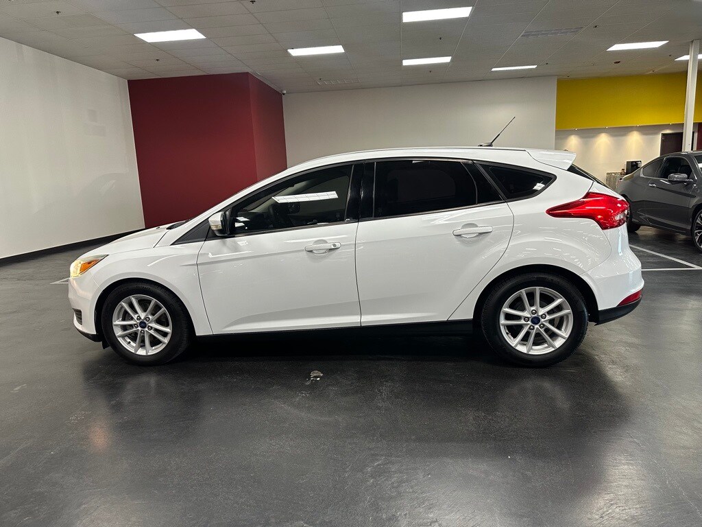 Used 2017 Ford Focus SE Hatchback