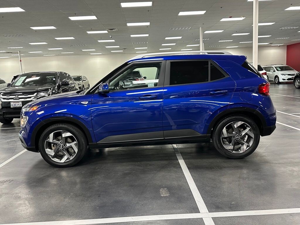 Used 2022 Hyundai Venue SEL SUV