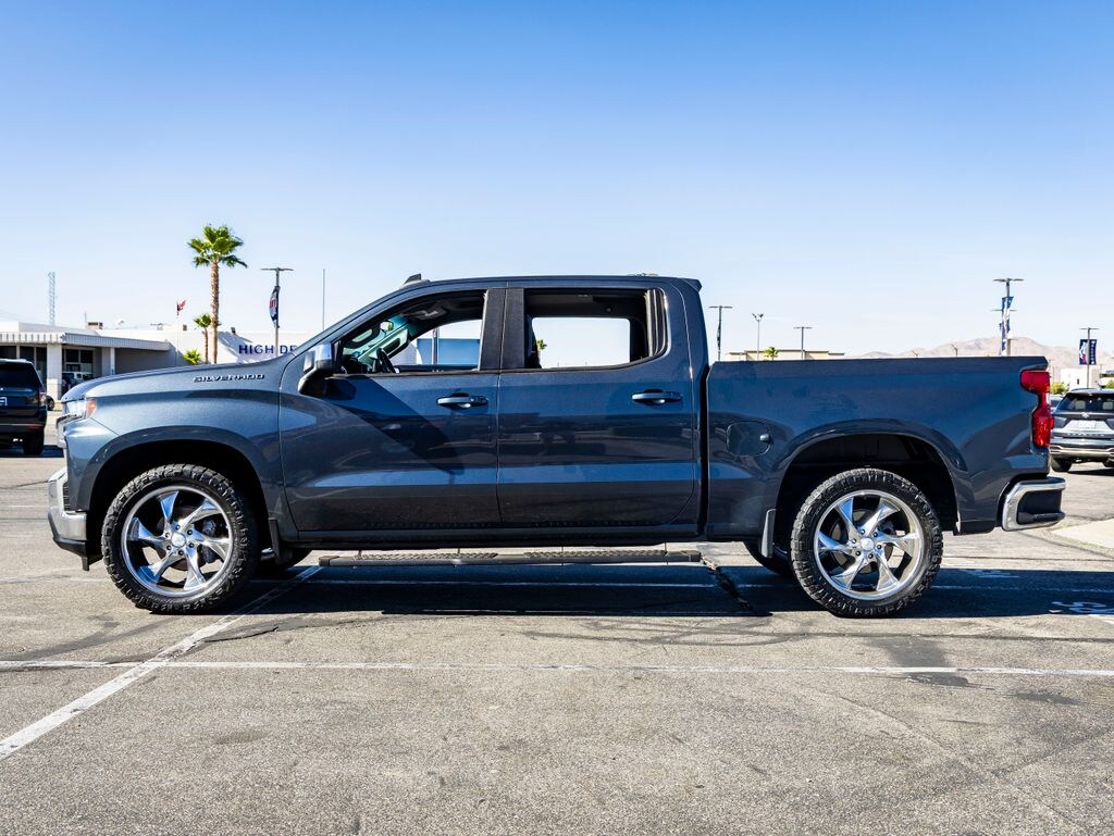 Used 2021 Chevrolet Silverado 1500 LT w/1LT Truck Crew Cab