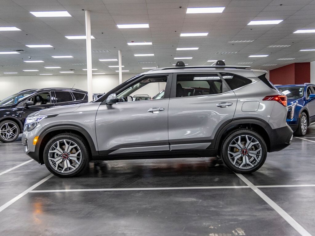Used 2022 Kia Seltos SX SUV